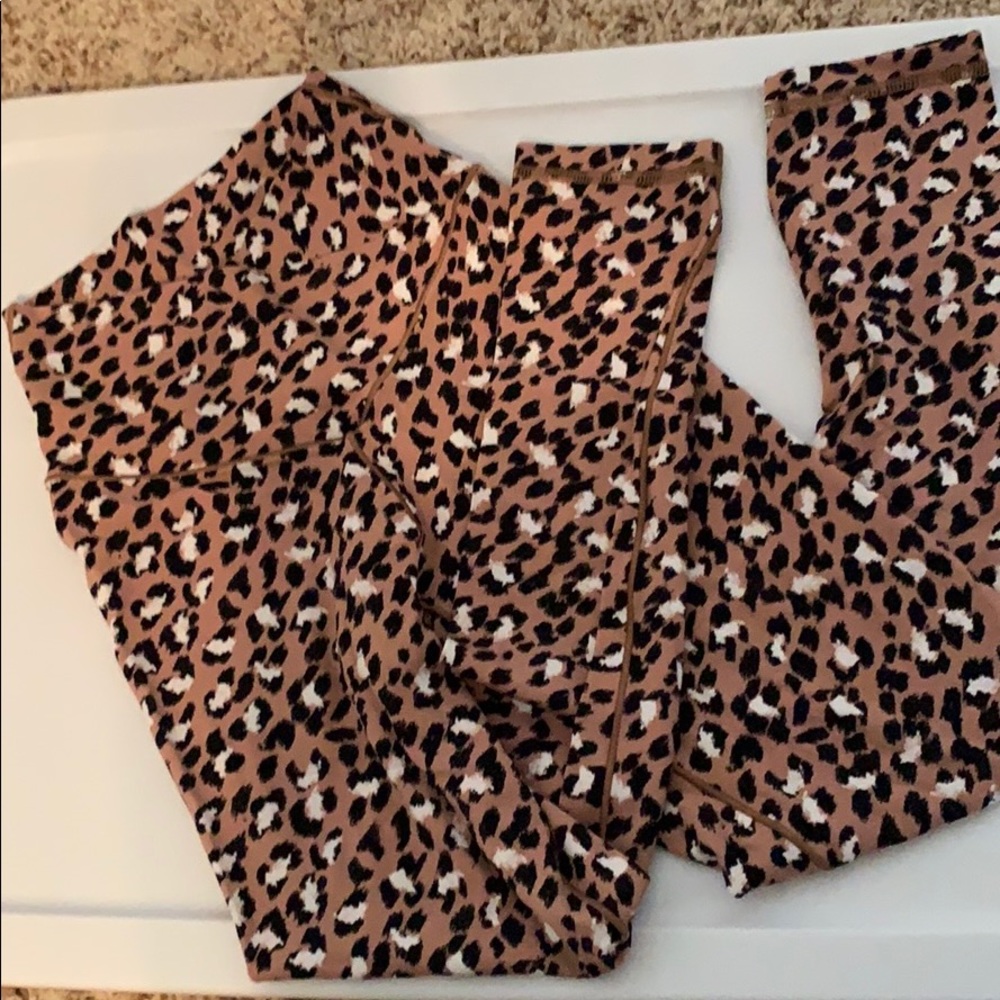 Aerie leggings XS short. EUC